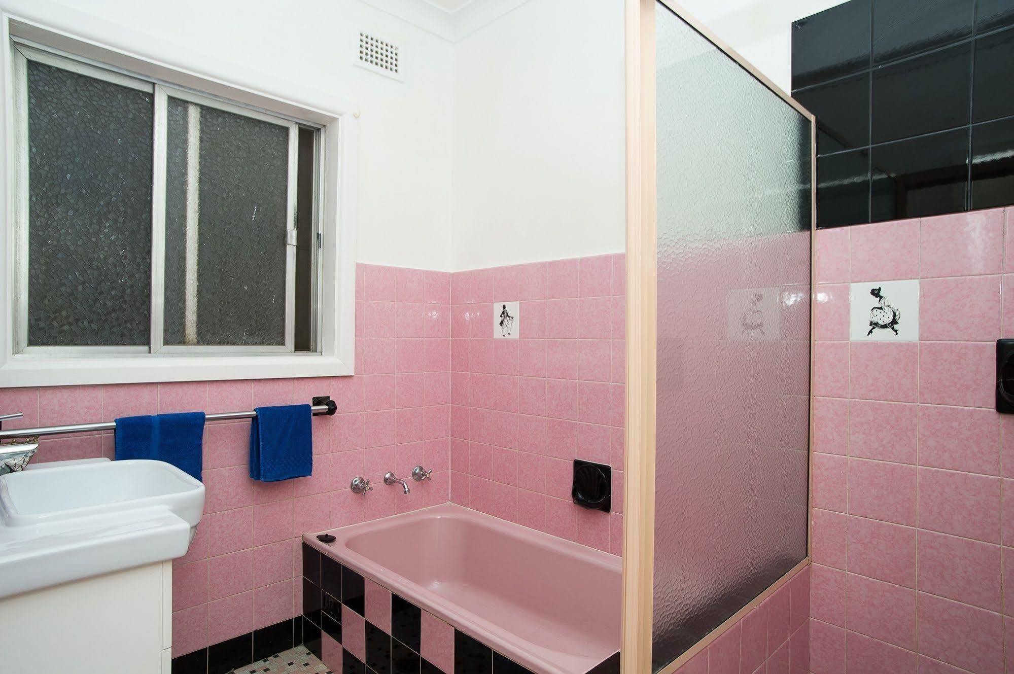 דובו Manera Heights Apartments מראה חיצוני תמונה