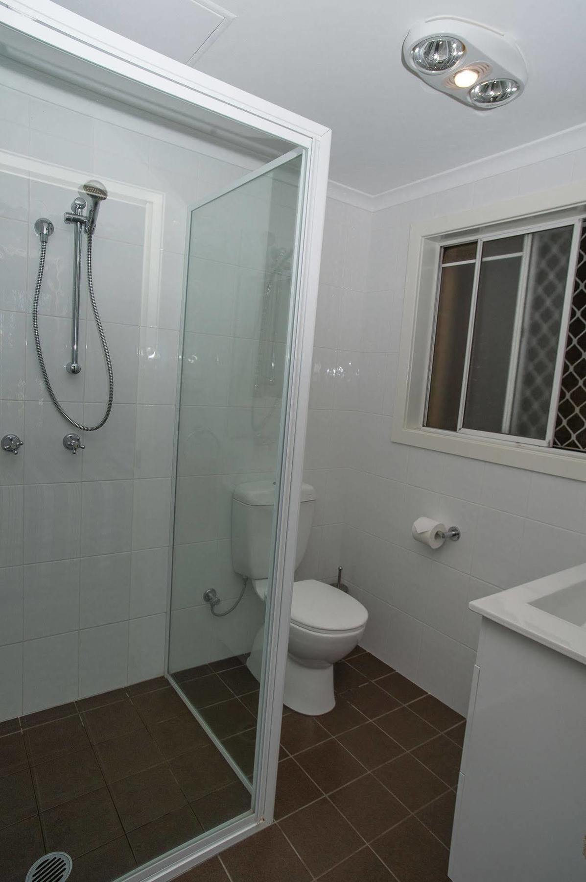 דובו Manera Heights Apartments מראה חיצוני תמונה