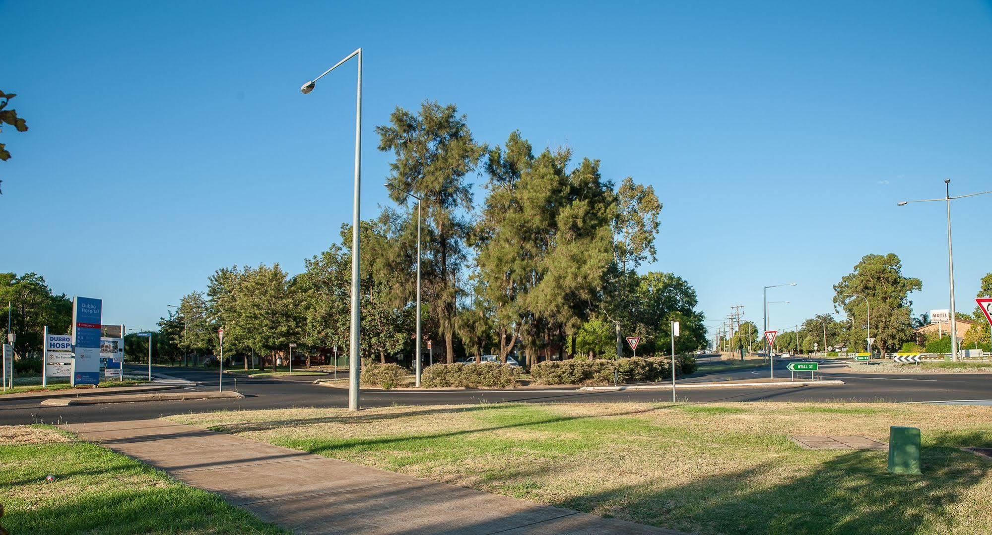דובו Manera Heights Apartments מראה חיצוני תמונה