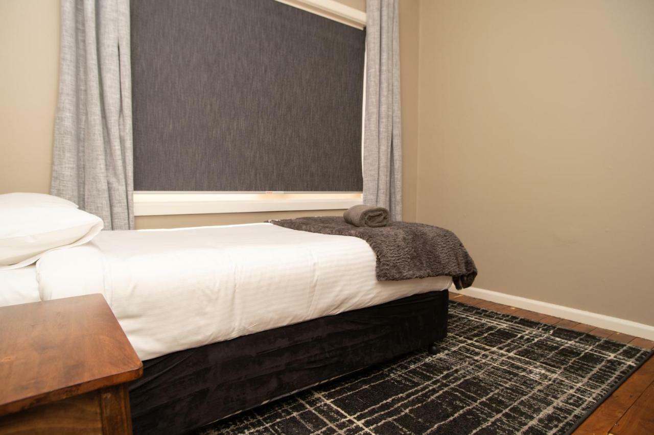 דובו Manera Heights Apartments מראה חיצוני תמונה